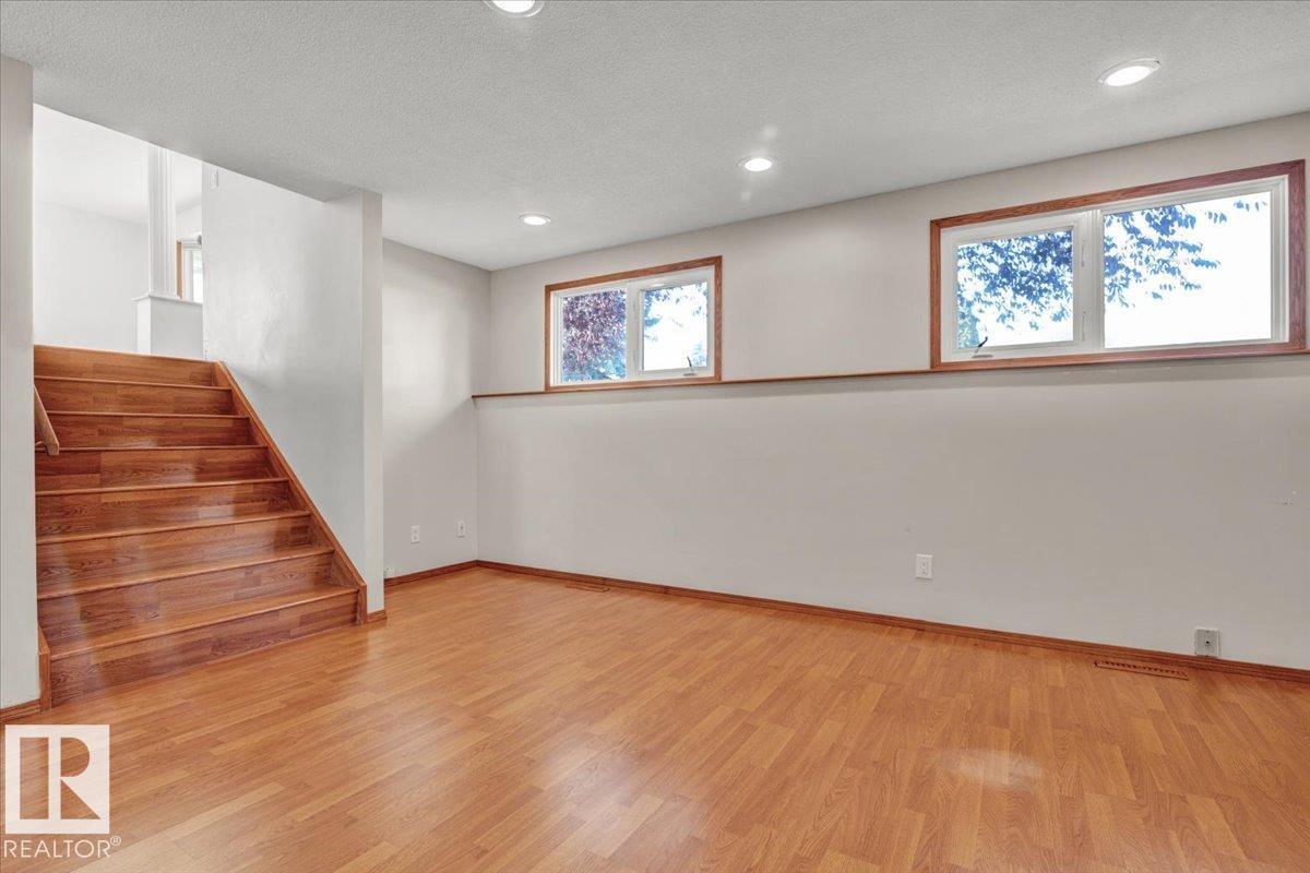 3803 112 St Nw Nw, Edmonton, Alberta  T6J 1J1 - Photo 21 - E4462175