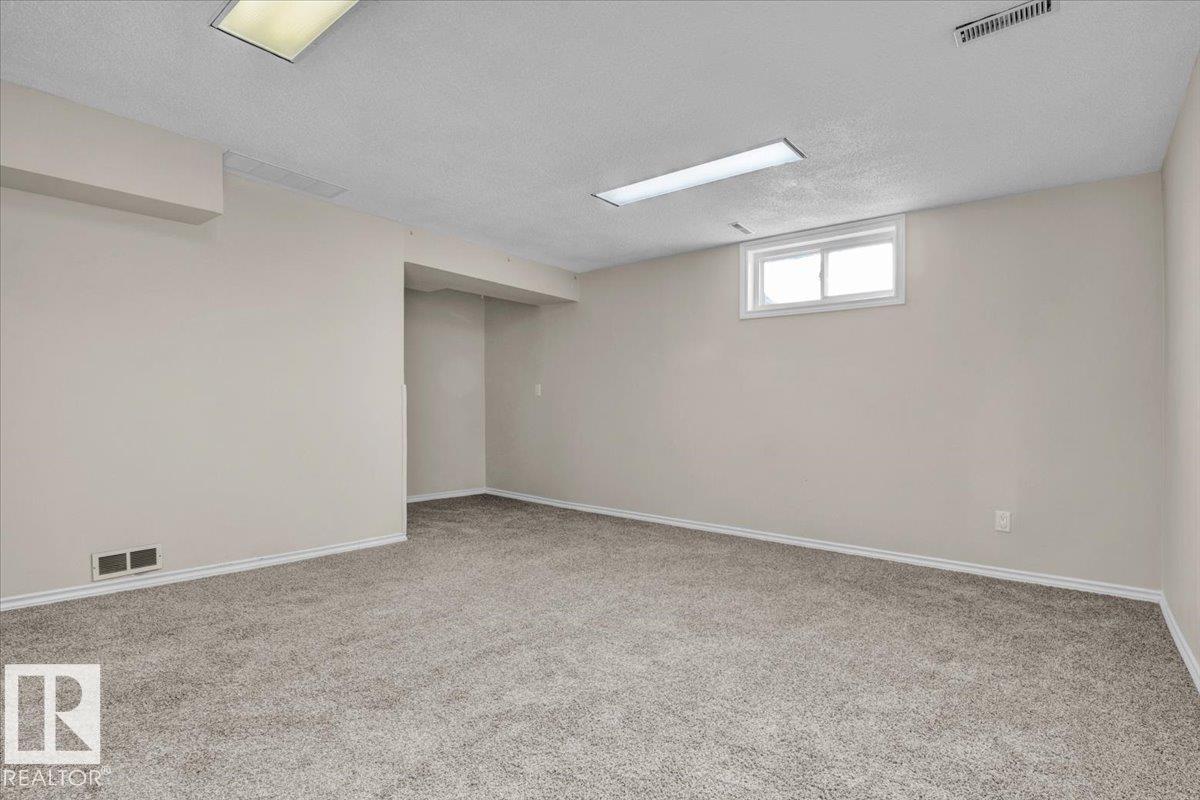 3803 112 St Nw Nw, Edmonton, Alberta  T6J 1J1 - Photo 29 - E4462175