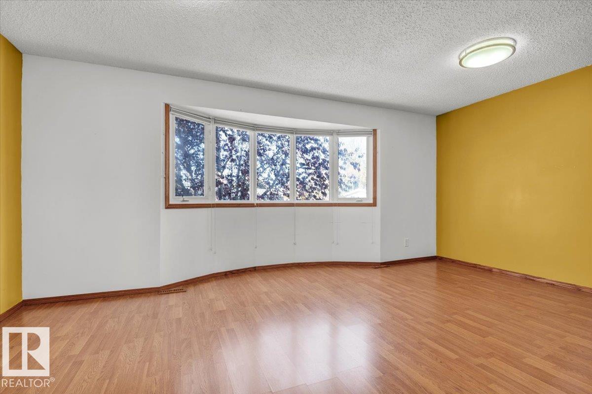 3803 112 St Nw Nw, Edmonton, Alberta  T6J 1J1 - Photo 37 - E4462175
