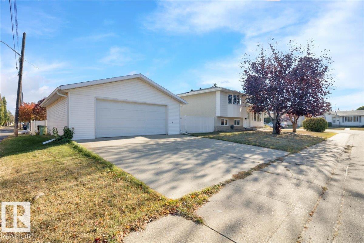 3803 112 St Nw Nw, Edmonton, Alberta  T6J 1J1 - Photo 6 - E4462175