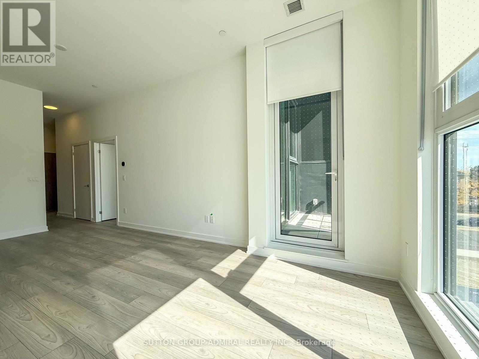 225 - 1007 The Queensway, Toronto, Ontario  M8Z 6C7 - Photo 9 - W12463754