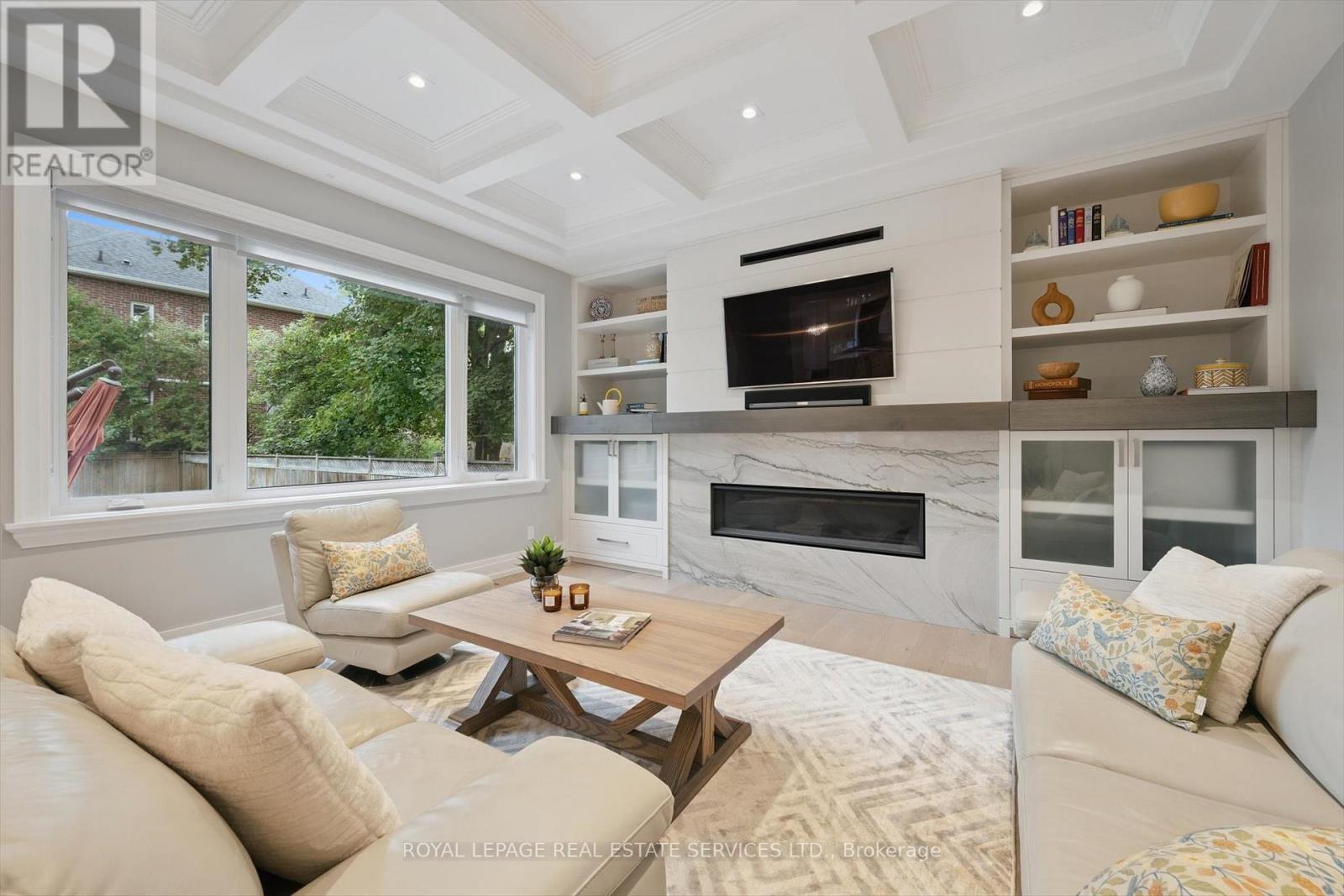 14 Westglen Crescent, Toronto, Ontario  M9B 4R1 - Photo 14 - W12463756