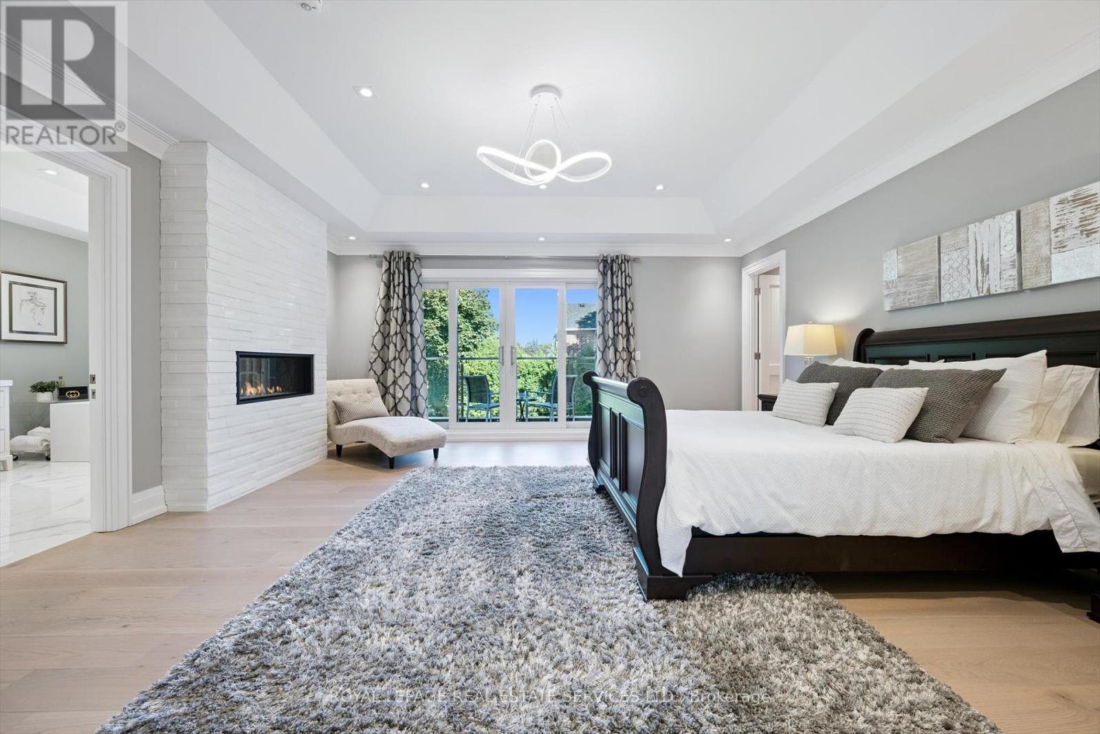 14 Westglen Crescent, Toronto, Ontario  M9B 4R1 - Photo 21 - W12463756