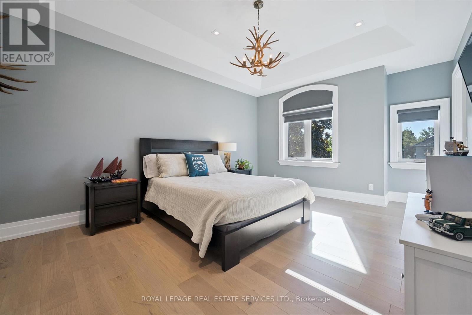 14 Westglen Crescent, Toronto, Ontario  M9B 4R1 - Photo 31 - W12463756