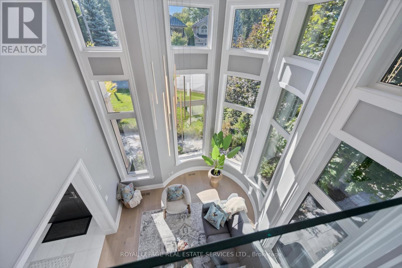 14 Westglen Crescent, Toronto, Ontario  M9B 4R1 - Photo 33 - W12463756