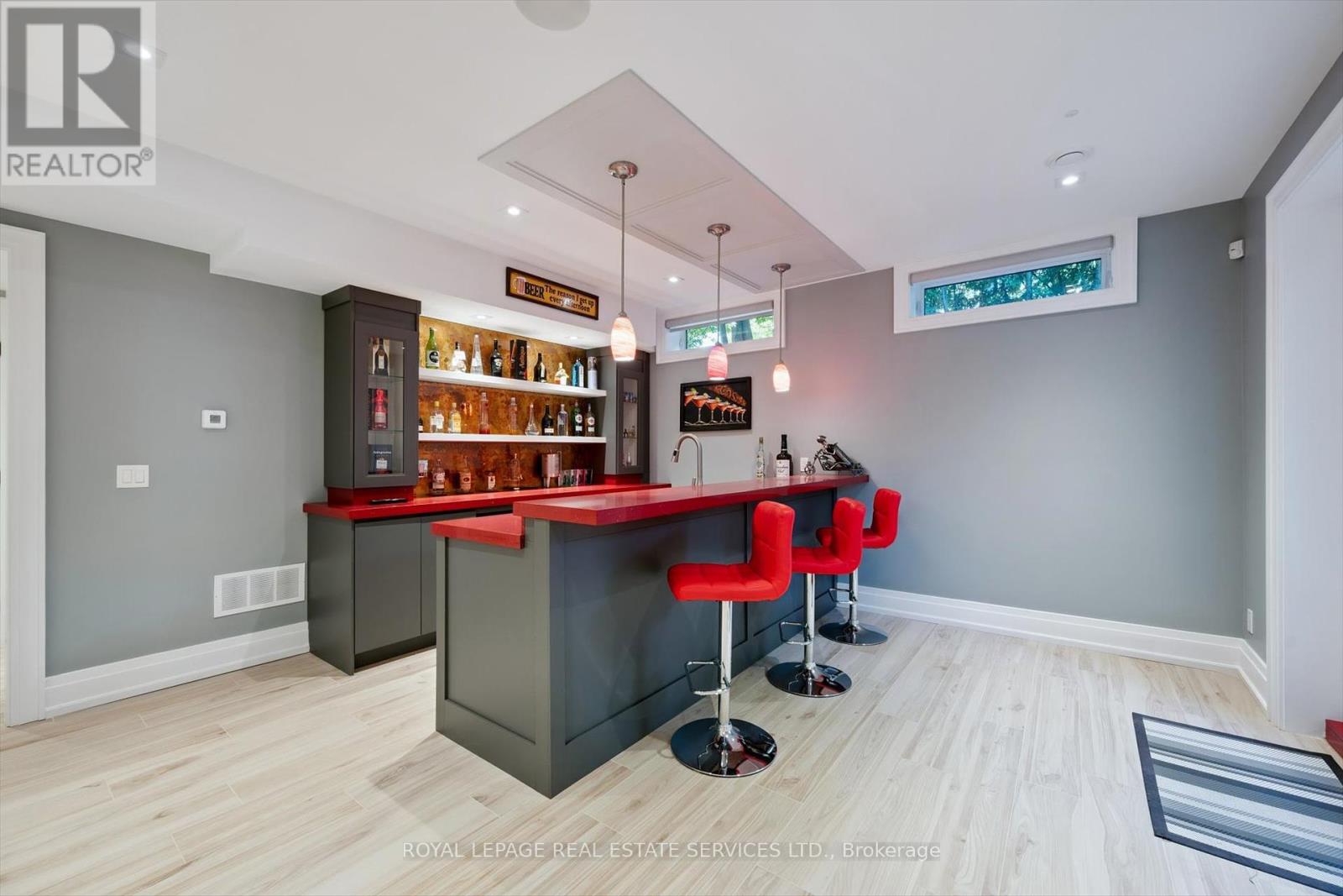 14 Westglen Crescent, Toronto, Ontario  M9B 4R1 - Photo 37 - W12463756