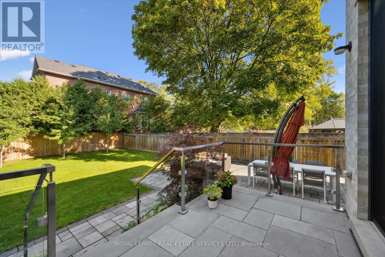 14 Westglen Crescent, Toronto, Ontario  M9B 4R1 - Photo 45 - W12463756