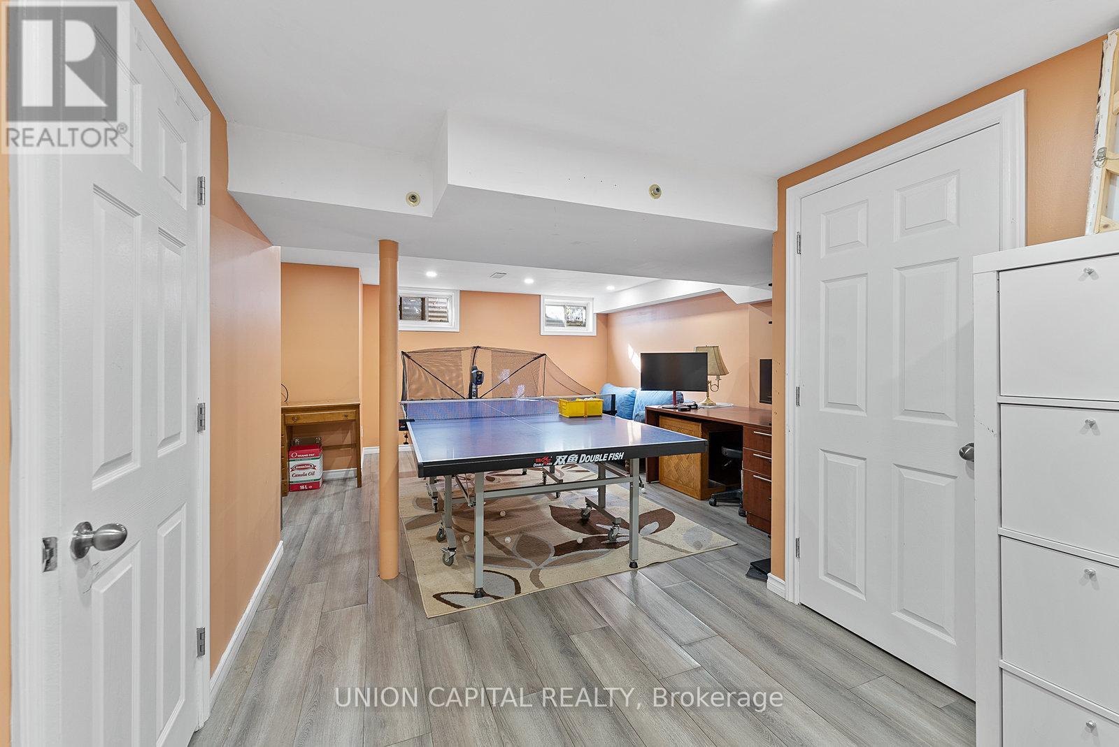 37 Callowhill Drive, Toronto, Ontario  M9R 3L3 - Photo 30 - W12463760