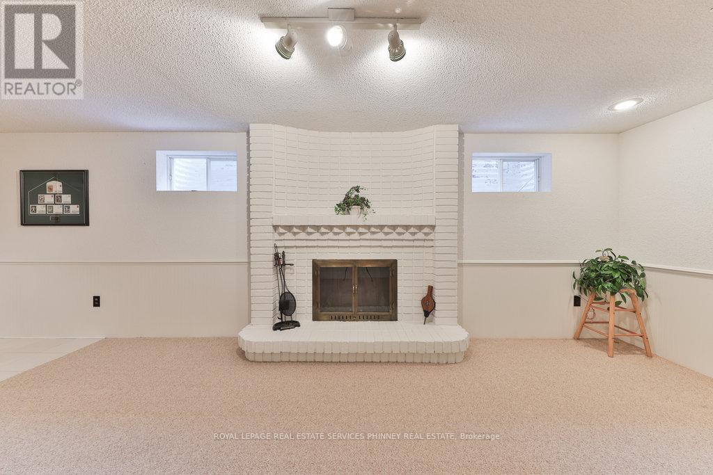 2289 Beejay Court, Mississauga, Ontario  L5M 2N9 - Photo 29 - W12463777