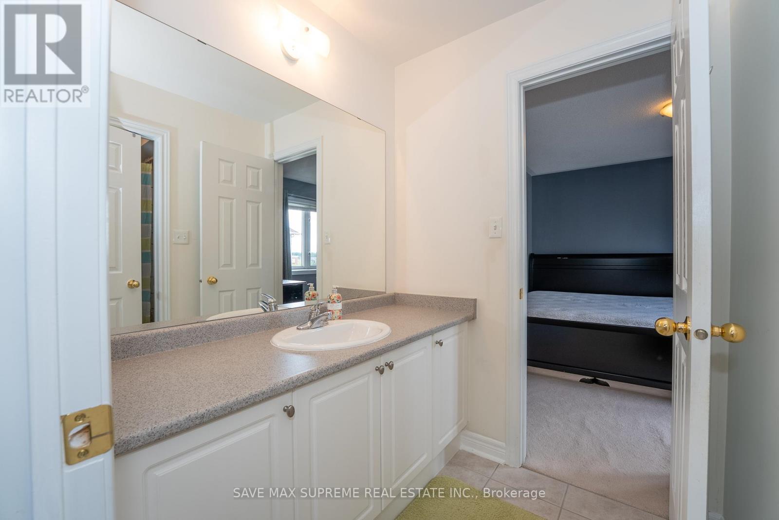 4 Ozark Court, Brampton, Ontario  L6Y 0L4 - Photo 29 - W12463795