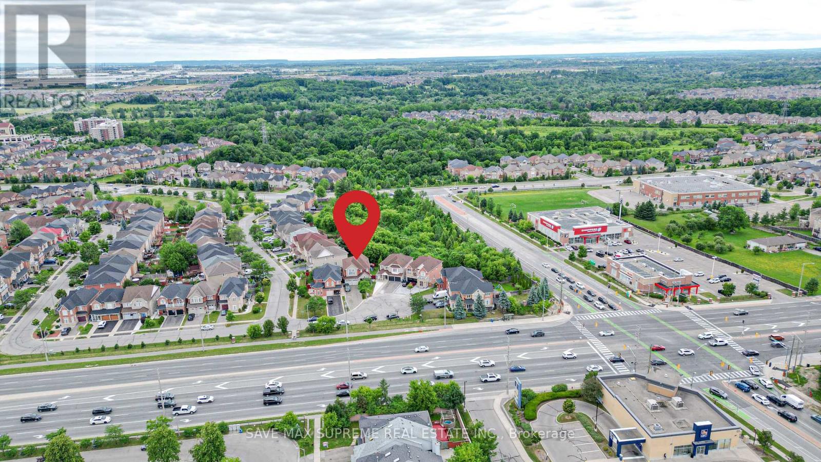 4 Ozark Court, Brampton, Ontario  L6Y 0L4 - Photo 3 - W12463795