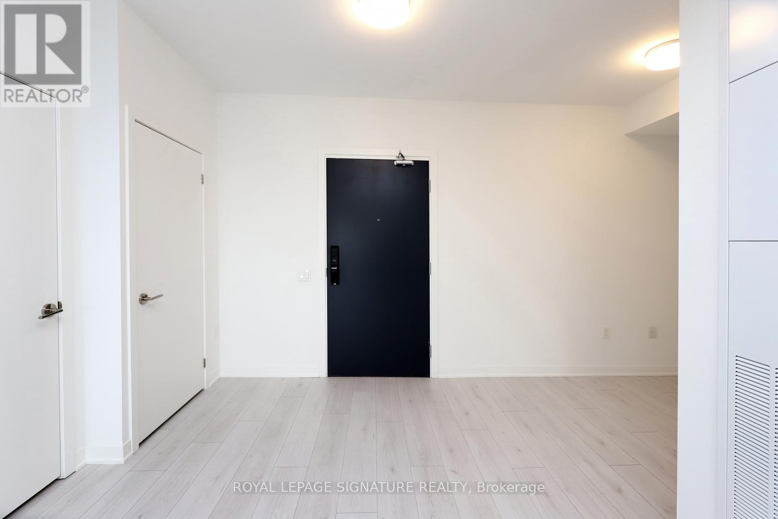 314 - 395 Dundas Street W, Oakville, Ontario  L6M 5R8 - Photo 4 - W12463797