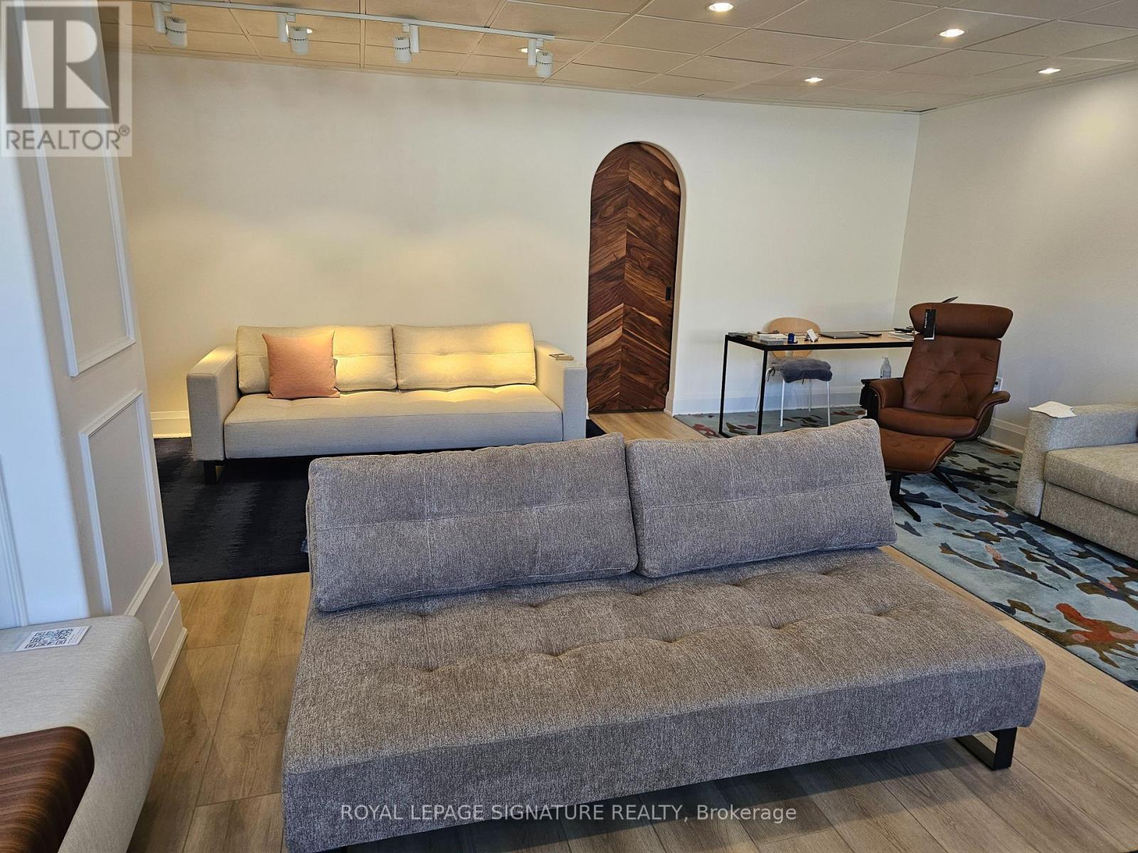 Suite A - 2373 Bloor Street W, Toronto, Ontario  M6S 1P6 - Photo 10 - W12463808