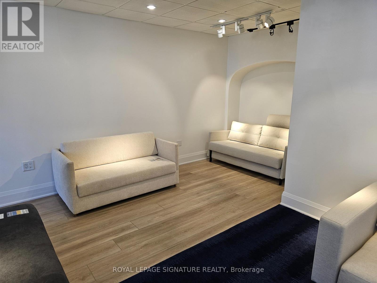 Suite A - 2373 Bloor Street W, Toronto, Ontario  M6S 1P6 - Photo 11 - W12463808