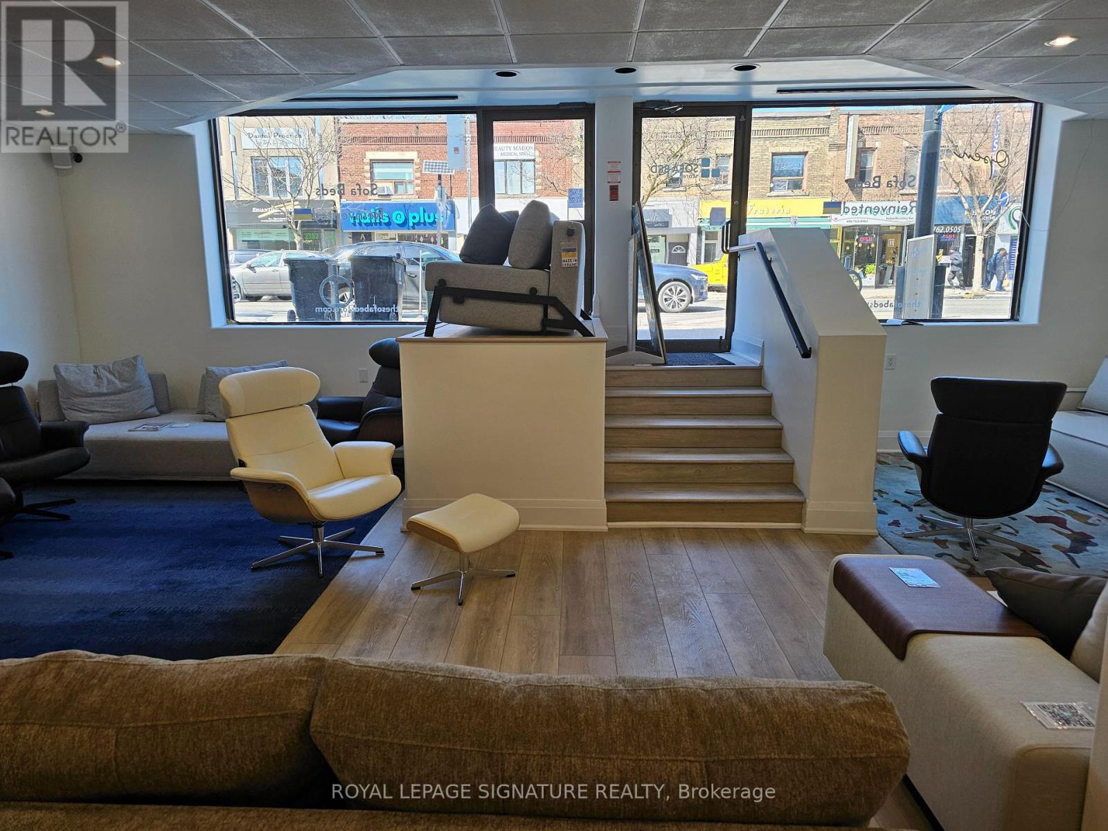 Suite A - 2373 Bloor Street W, Toronto, Ontario  M6S 1P6 - Photo 13 - W12463808