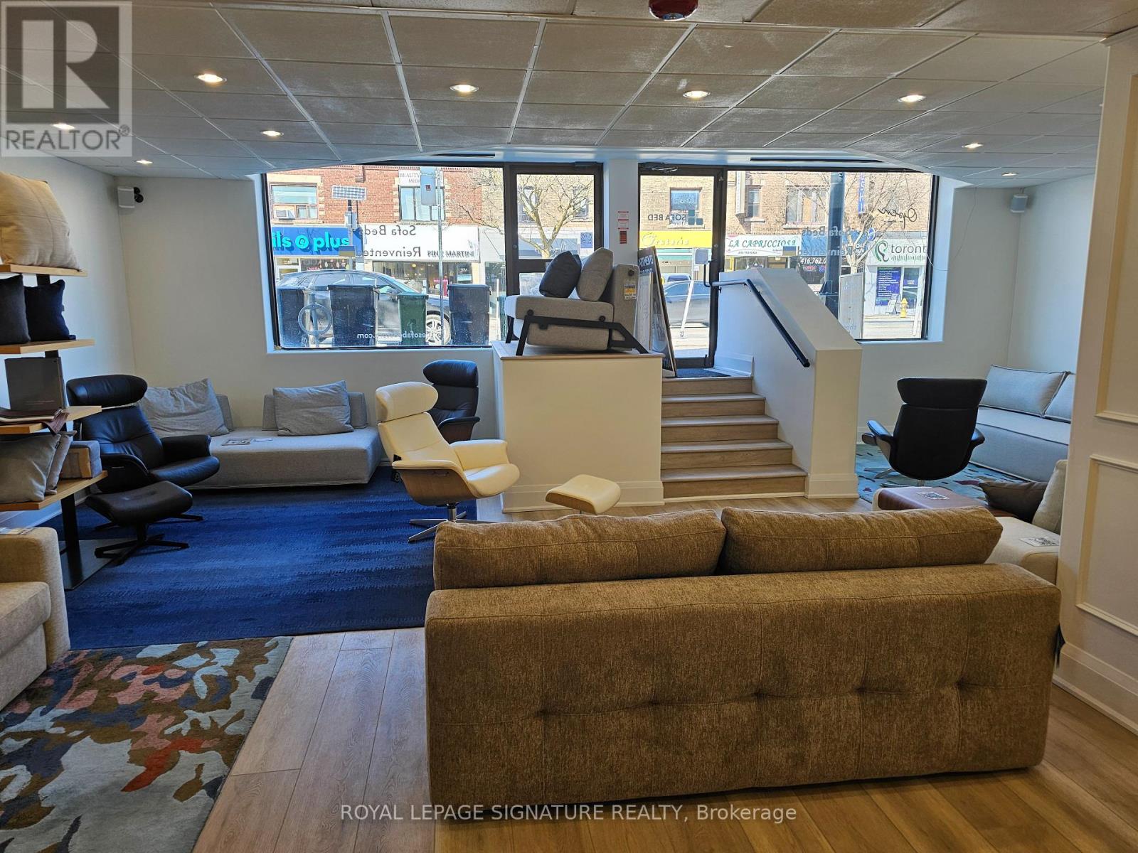 Suite A - 2373 Bloor Street W, Toronto, Ontario  M6S 1P6 - Photo 5 - W12463808