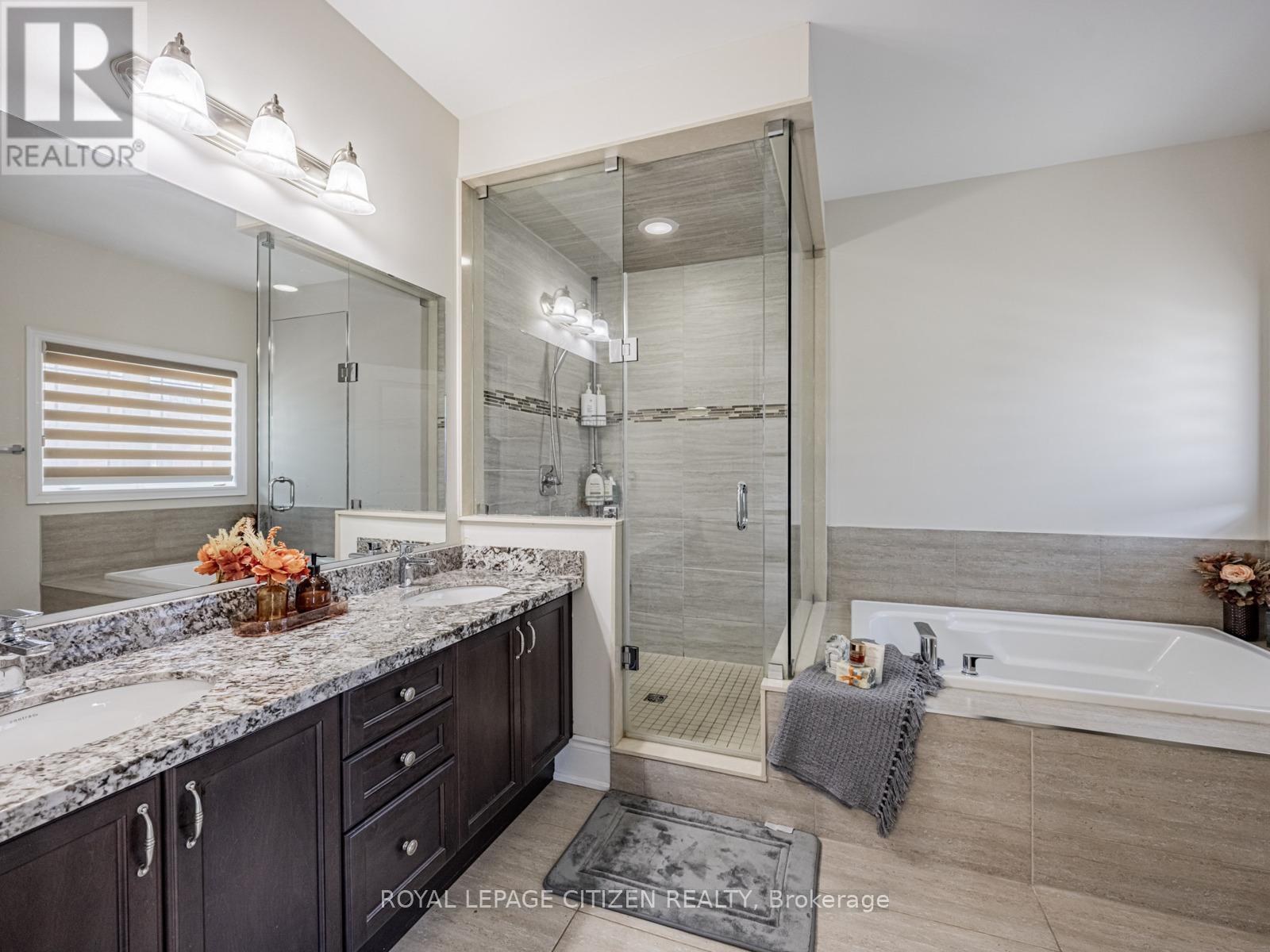 15 Possession Crescent, Brampton, Ontario  L6P 4K3 - Photo 32 - W12463818