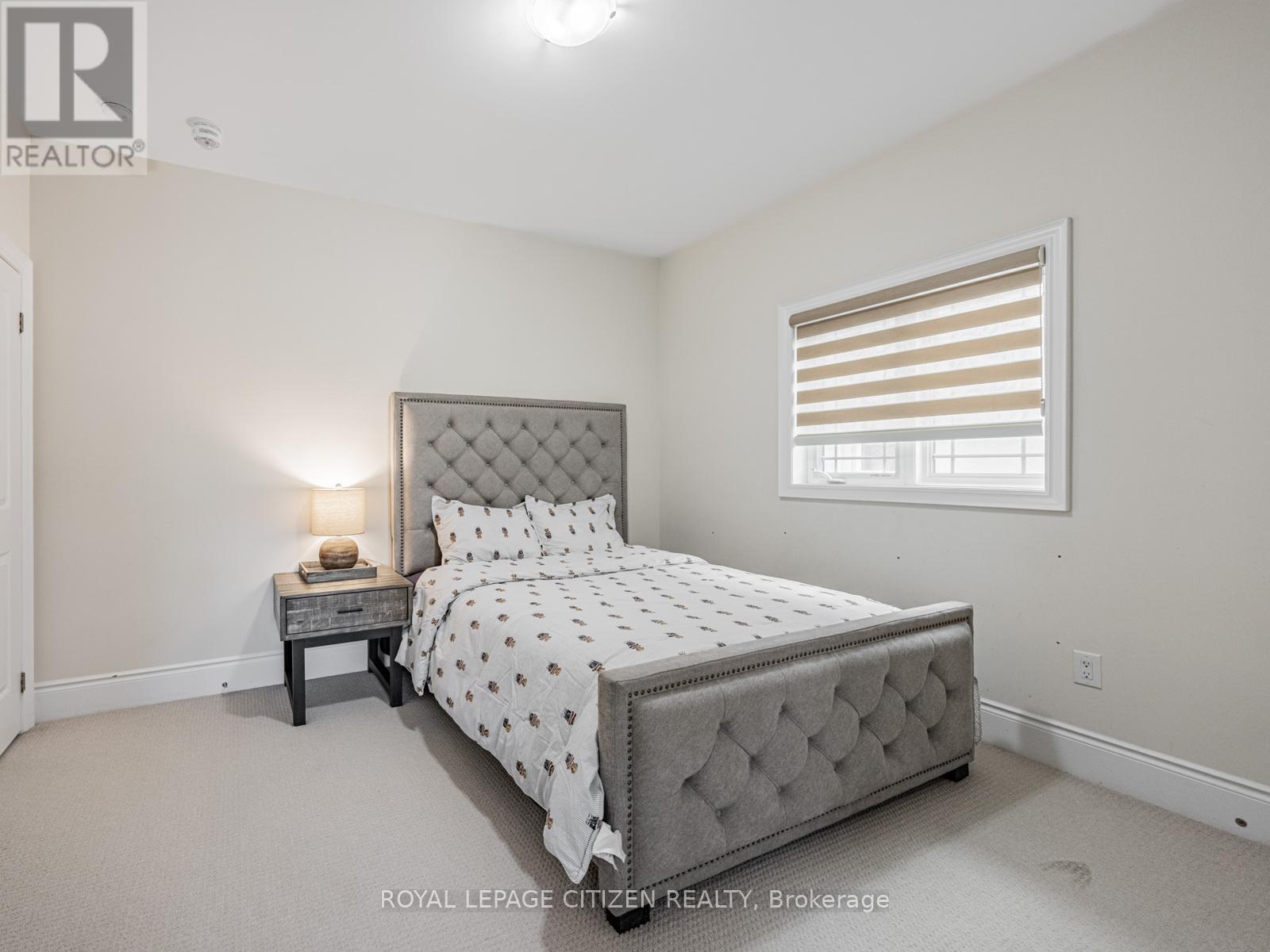 15 Possession Crescent, Brampton, Ontario  L6P 4K3 - Photo 41 - W12463818