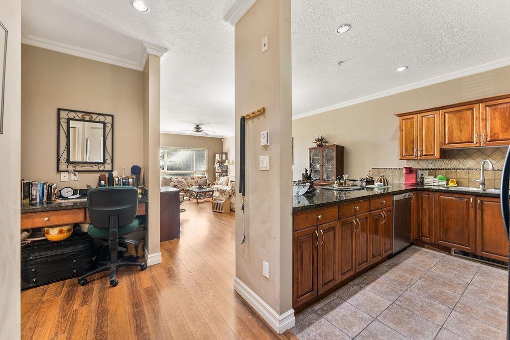A116 33755 7th Avenue, Mission, British Columbia  V2V 0A4 - Photo 13 - R3058819