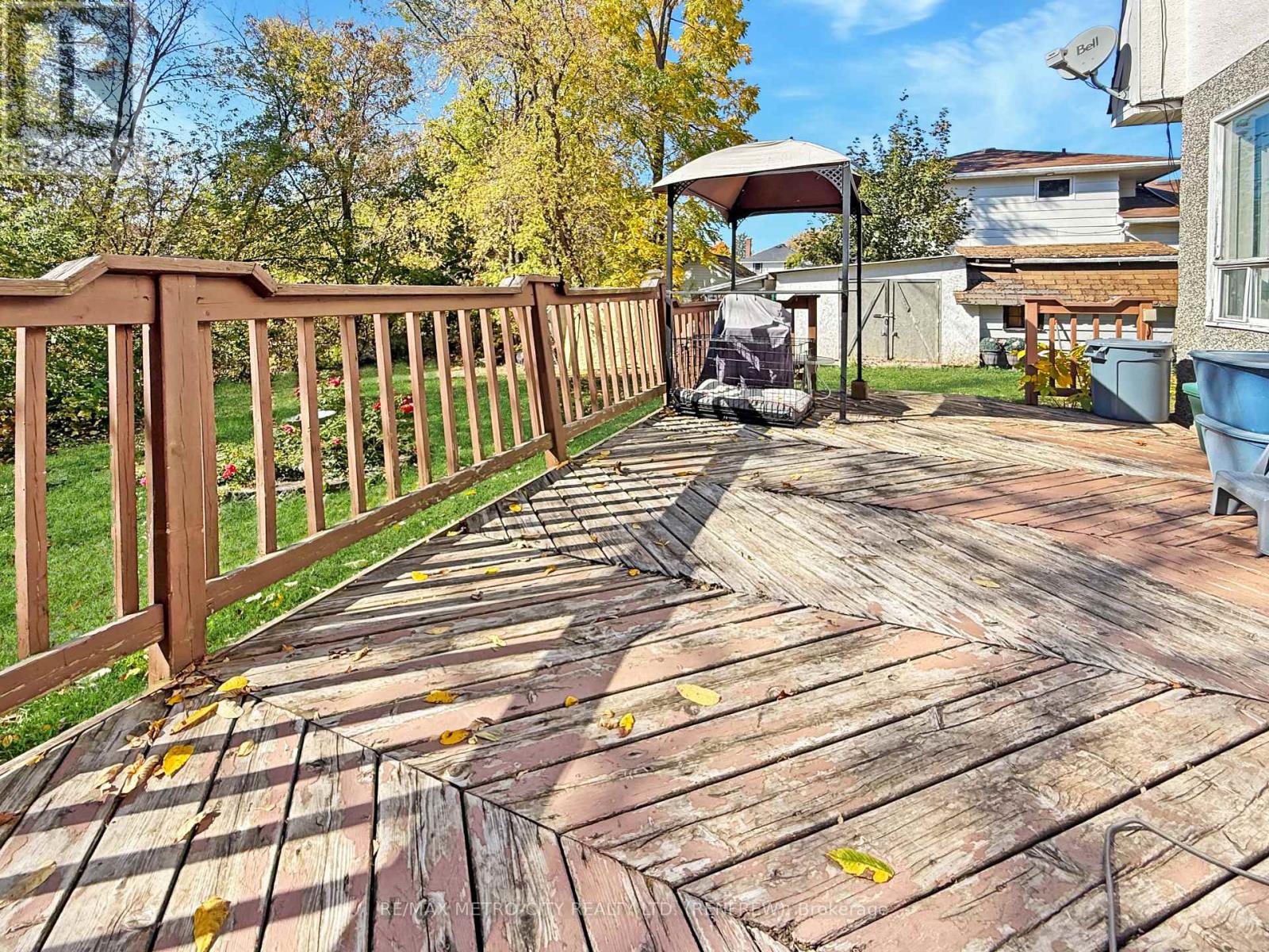 330 Mclean Street, Renfrew, Ontario  K7V 1B3 - Photo 23 - X12462096