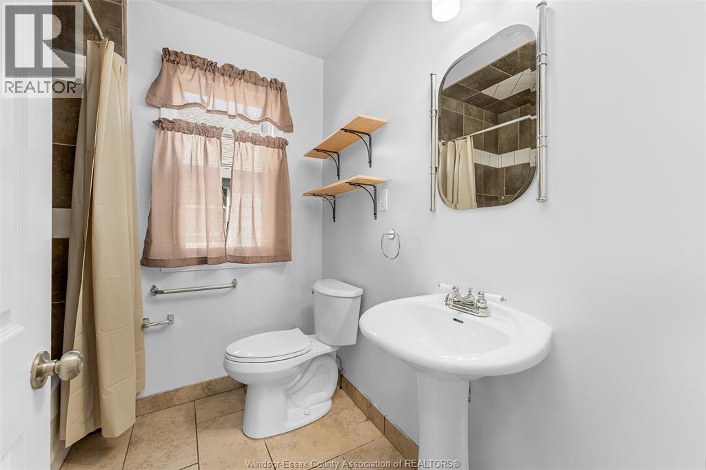 2346 Highland, Windsor, Ontario  N8X 3S5 - Photo 17 - 25026217