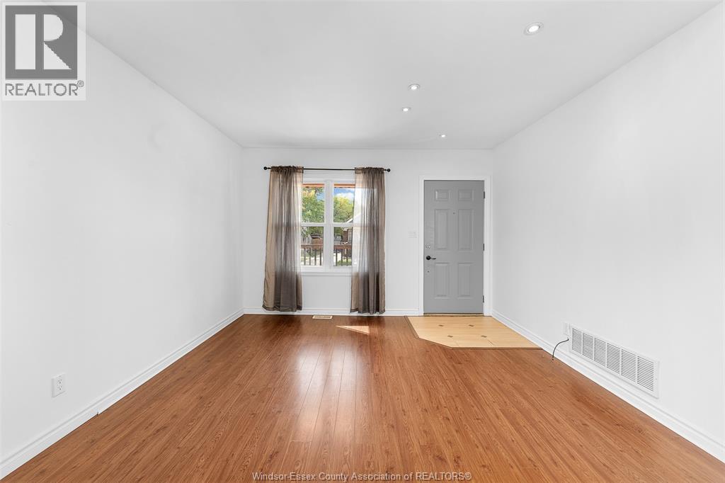 2346 Highland, Windsor, Ontario  N8X 3S5 - Photo 6 - 25026217