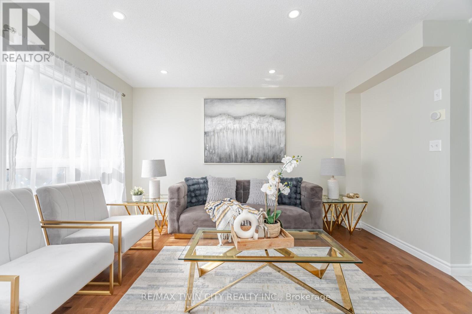 525 Chablis Drive, Waterloo, Ontario  N2T 2Y1 - Photo 10 - X12463763