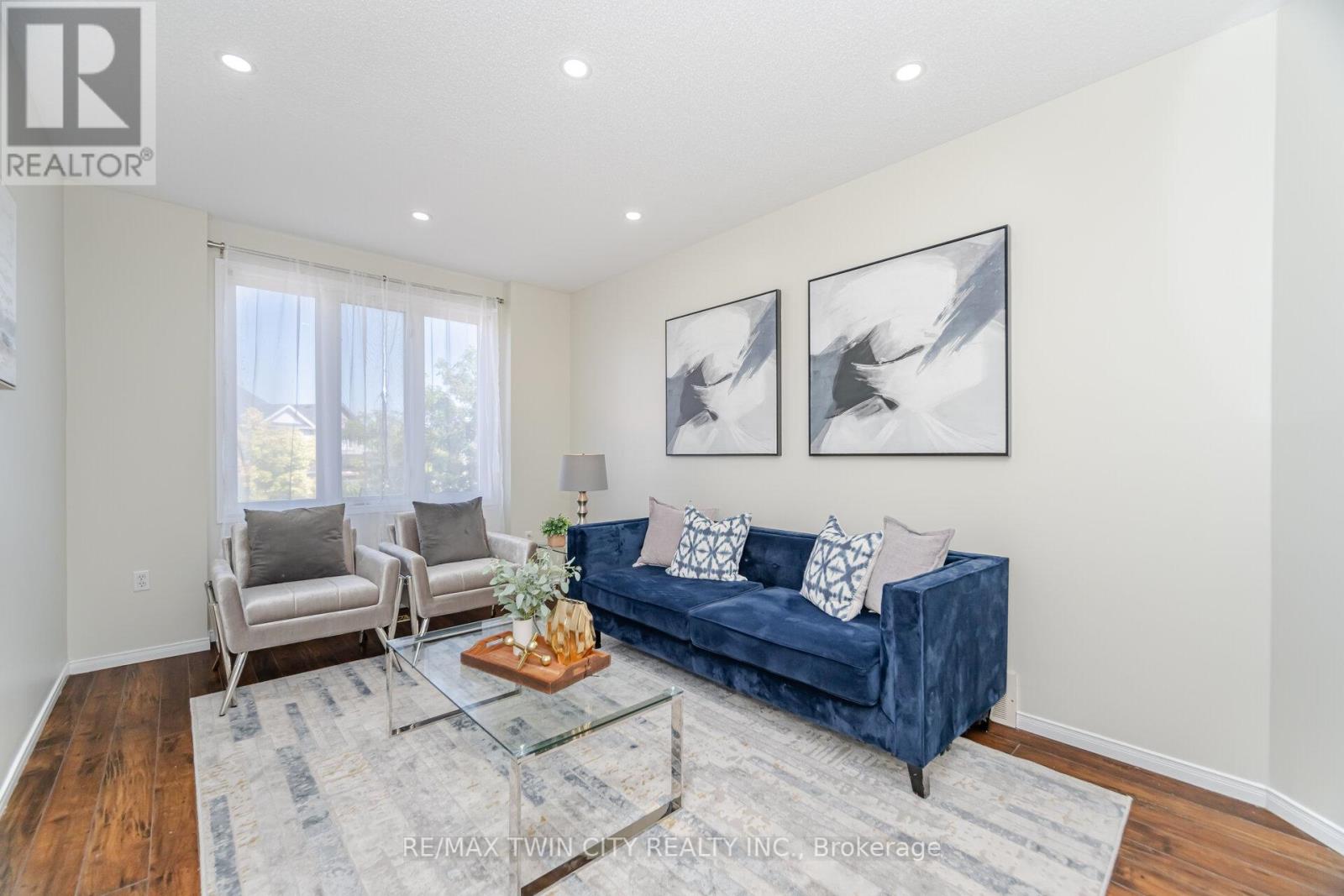 525 Chablis Drive, Waterloo, Ontario  N2T 2Y1 - Photo 17 - X12463763