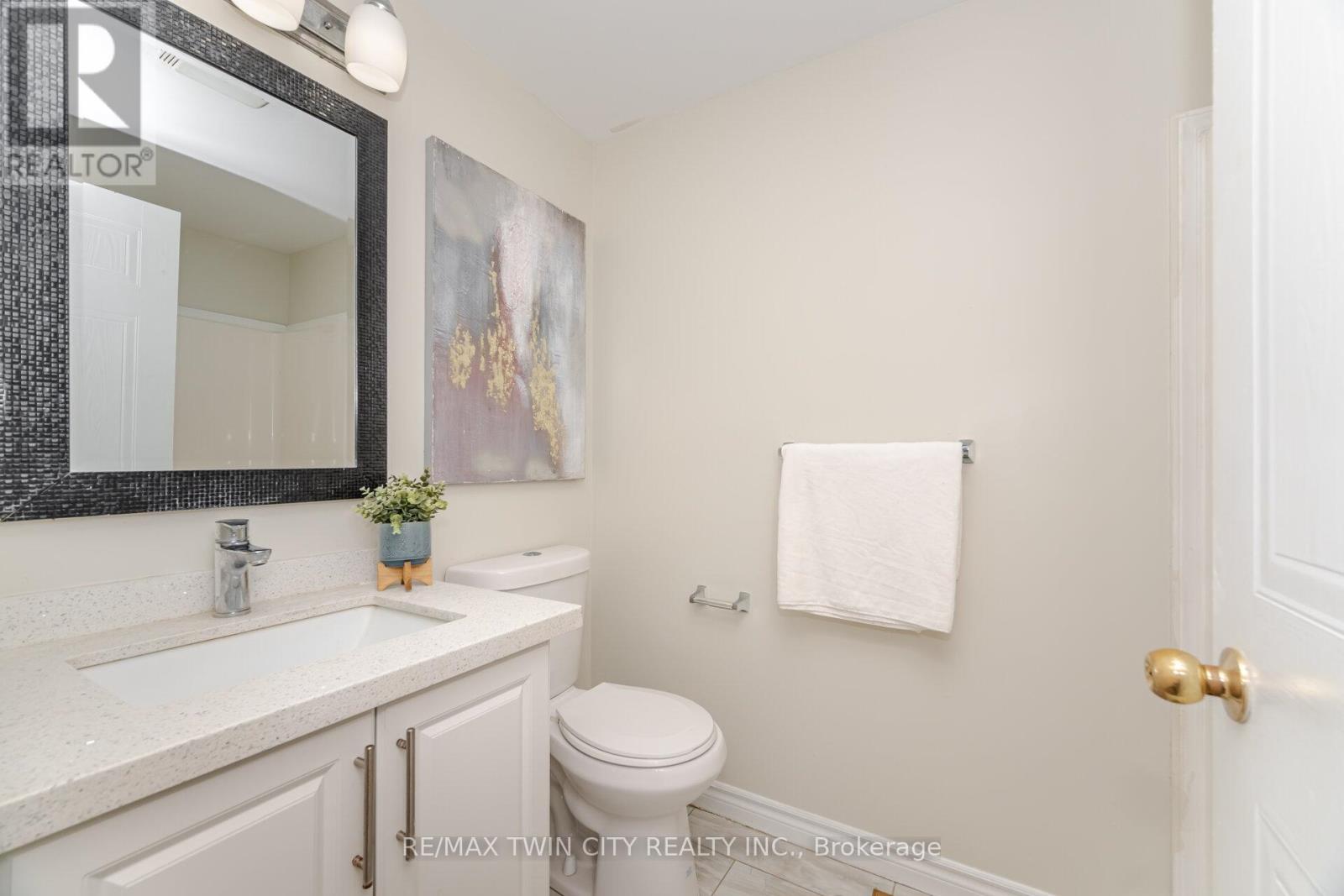525 Chablis Drive, Waterloo, Ontario  N2T 2Y1 - Photo 25 - X12463763