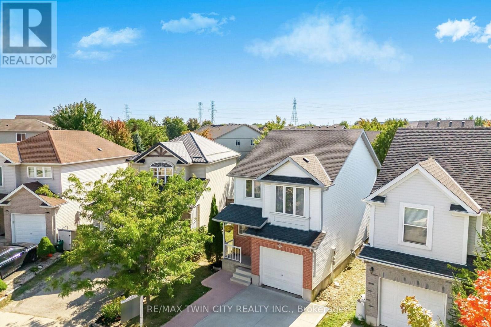 525 Chablis Drive, Waterloo, Ontario  N2T 2Y1 - Photo 39 - X12463763