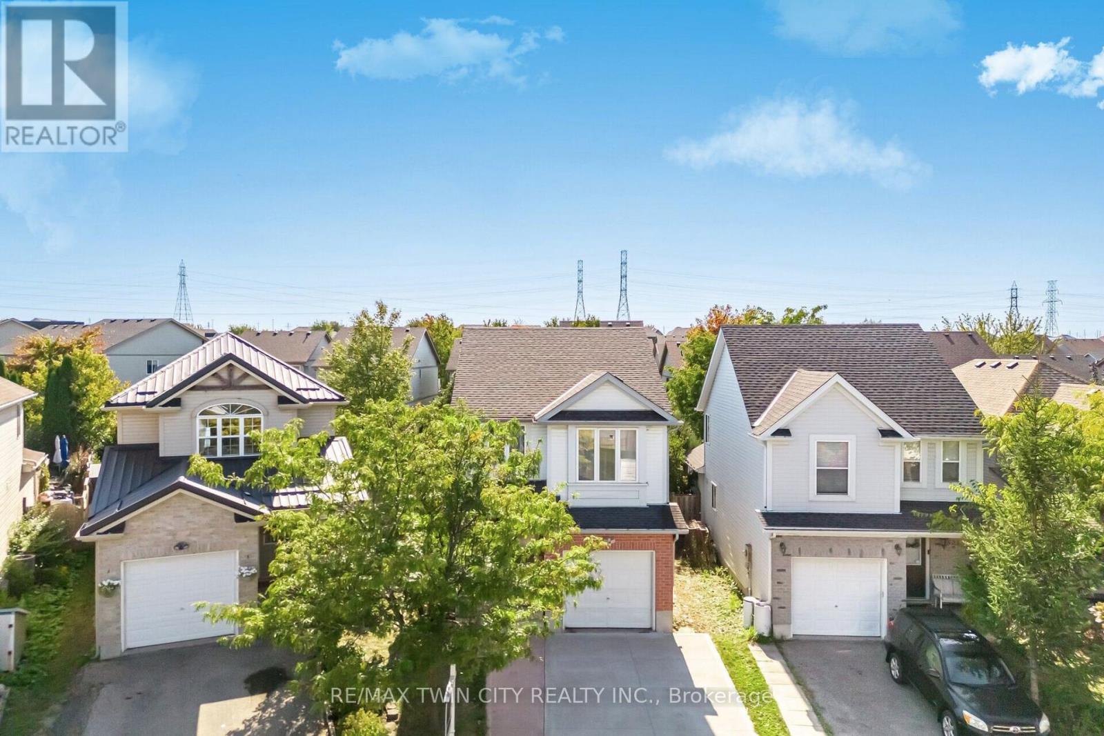 525 Chablis Drive, Waterloo, Ontario  N2T 2Y1 - Photo 40 - X12463763