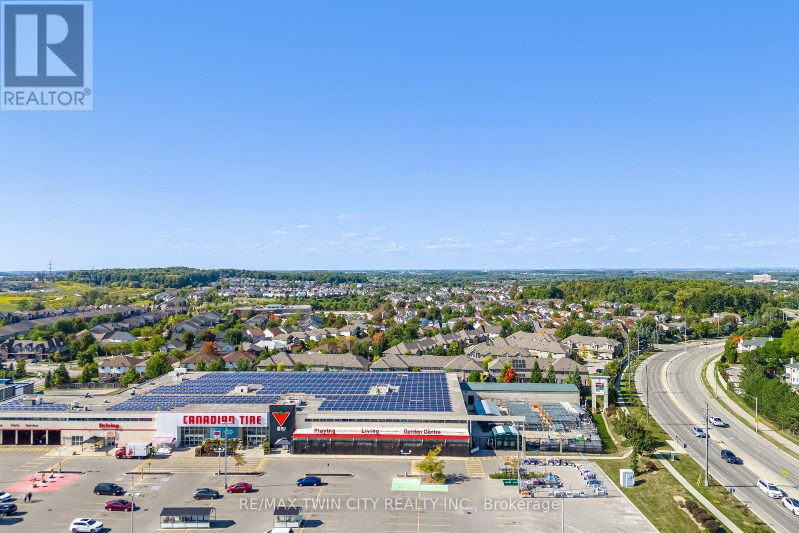 525 Chablis Drive, Waterloo, Ontario  N2T 2Y1 - Photo 48 - X12463763