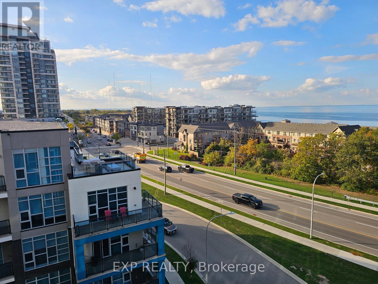 122 - 16 Concord Place, Grimsby, Ontario  L3M 0J1 - Photo 4 - X12463766