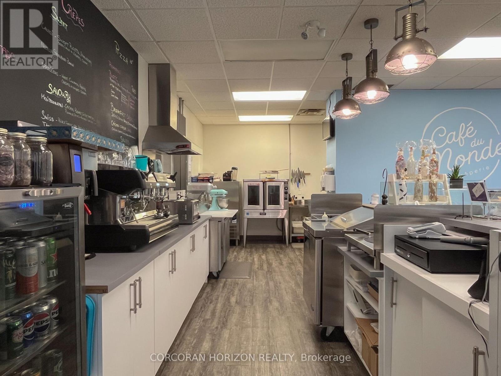 302 - 614 Coronation Boulevard, Cambridge, Ontario  N1R 3E8 - Photo 10 - X12463793