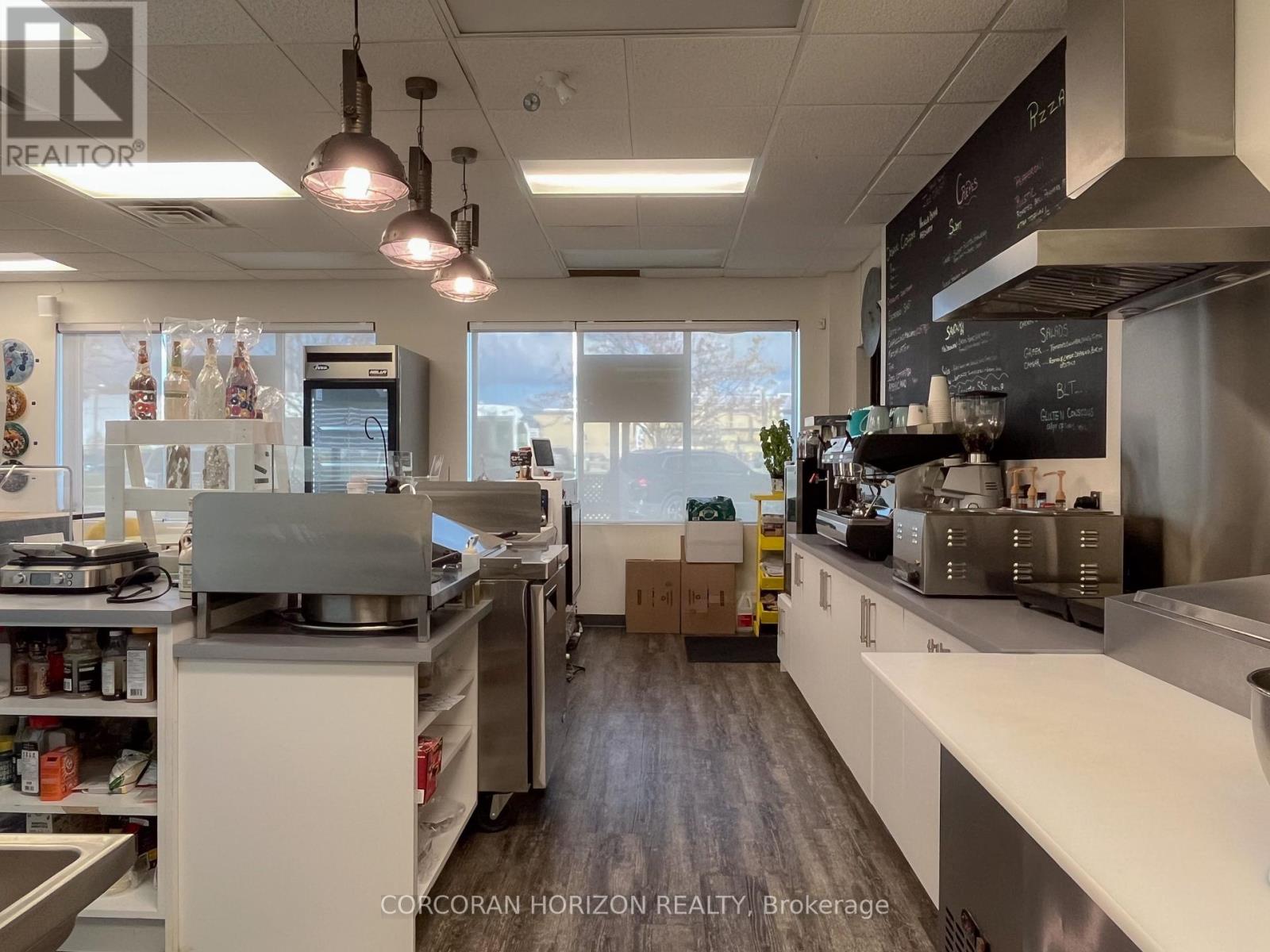 302 - 614 Coronation Boulevard, Cambridge, Ontario  N1R 3E8 - Photo 11 - X12463793