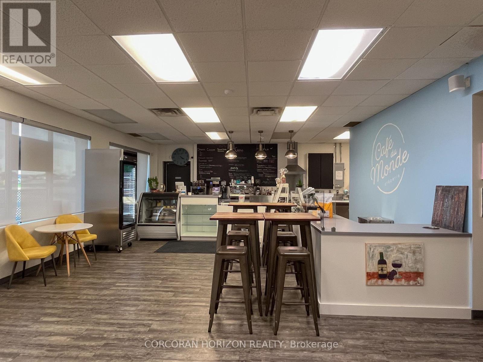 302 - 614 Coronation Boulevard, Cambridge, Ontario  N1R 3E8 - Photo 7 - X12463793