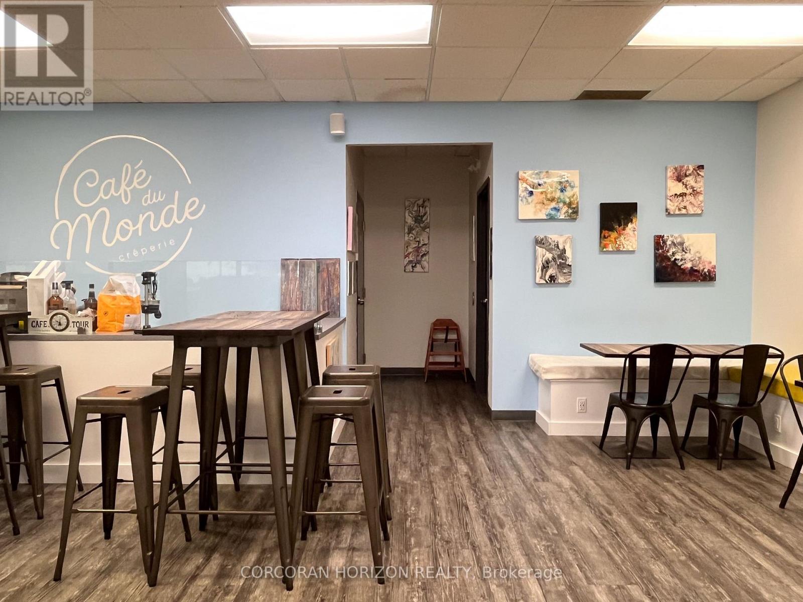 302 - 614 Coronation Boulevard, Cambridge, Ontario  N1R 3E8 - Photo 8 - X12463793