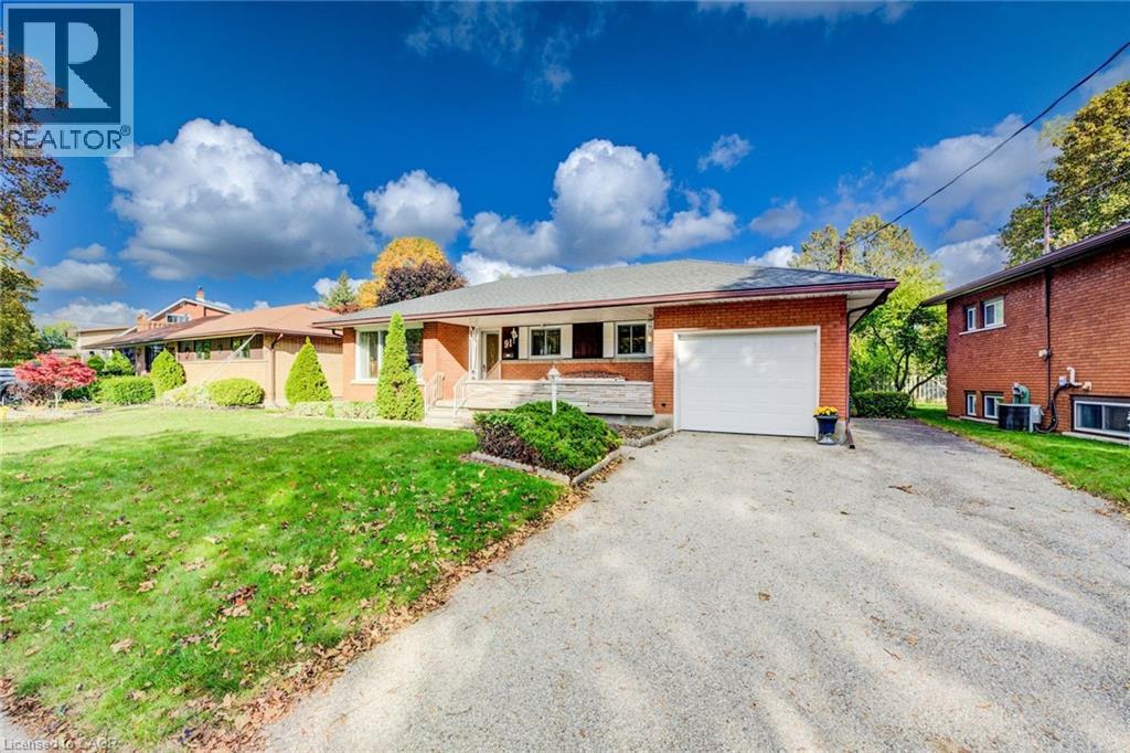 91 Massey Avenue, Kitchener, Ontario  N2C 1M4 - Photo 2 - 40773307