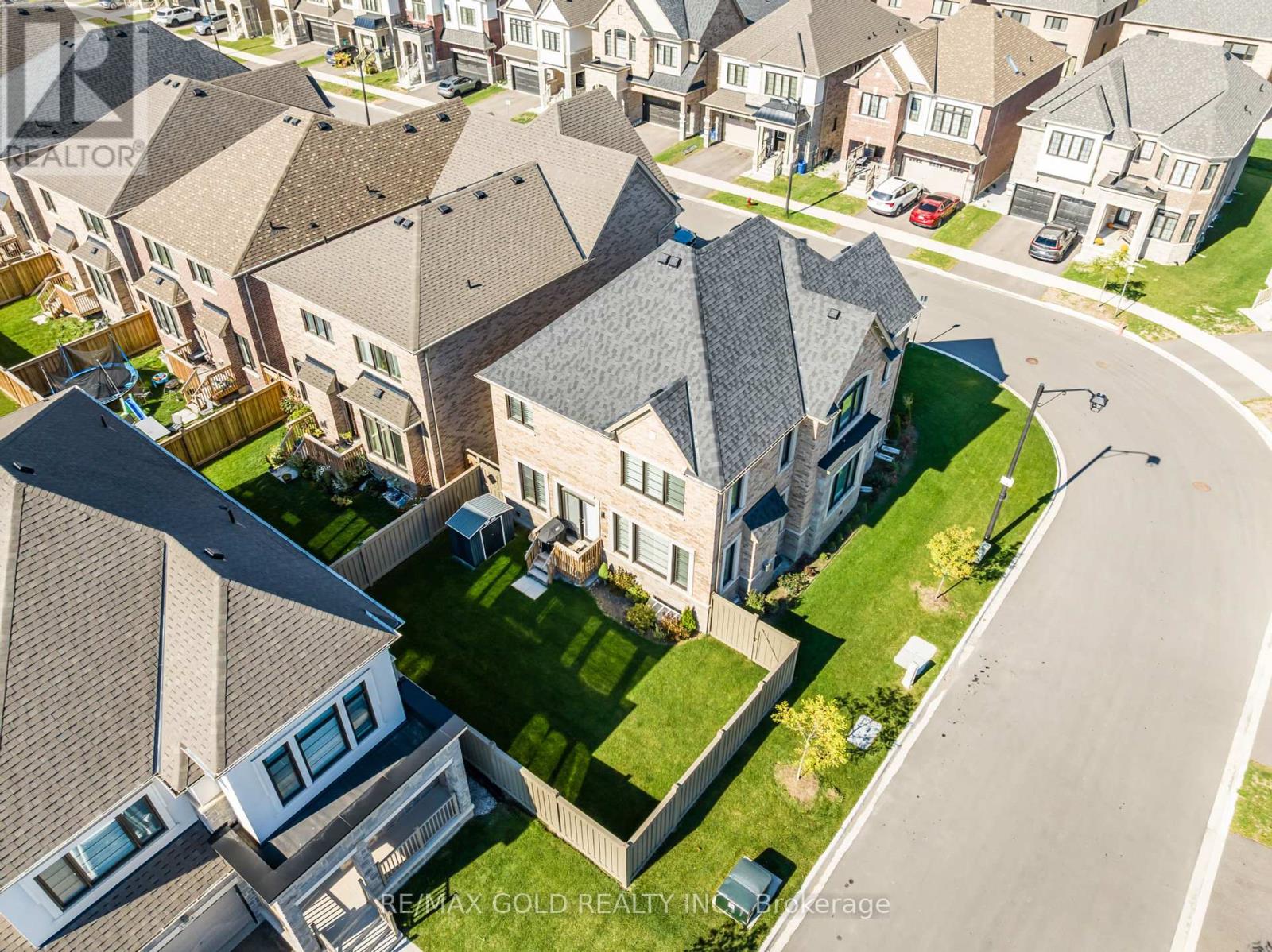 1504 Kitchen Court, Milton, Ontario  L9E 1Y8 - Photo 44 - W12463750