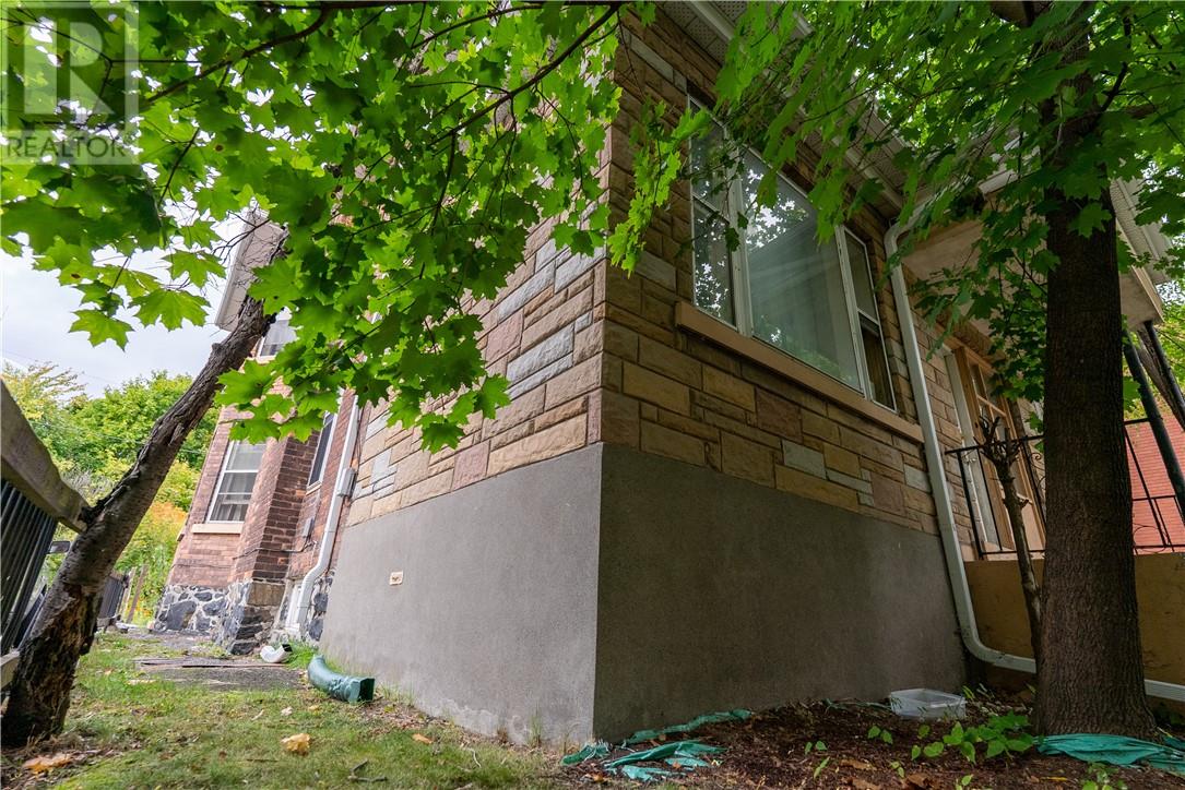 302 Cedar Street, Sudbury, Ontario  P3B 1M7 - Photo 4 - 2125166
