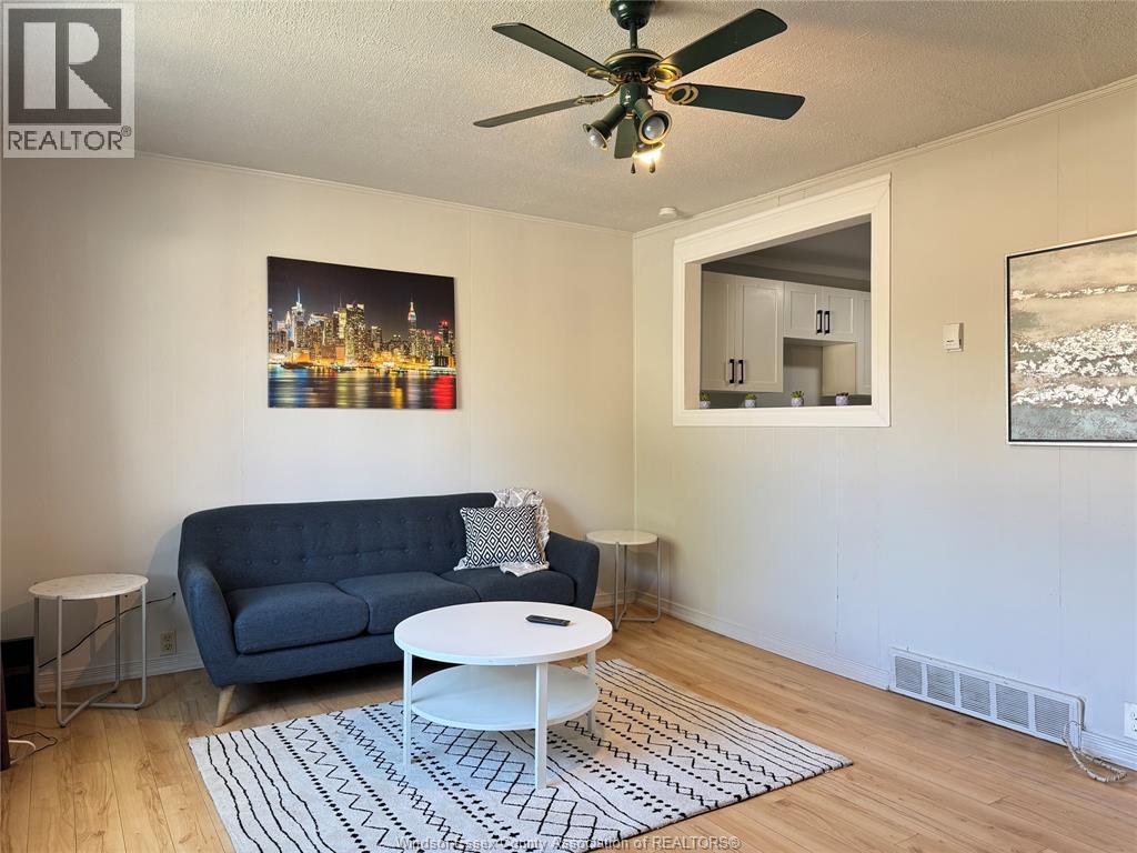 255 Elliott, Windsor, Ontario  N9A 3R7 - Photo 8 - 25026216