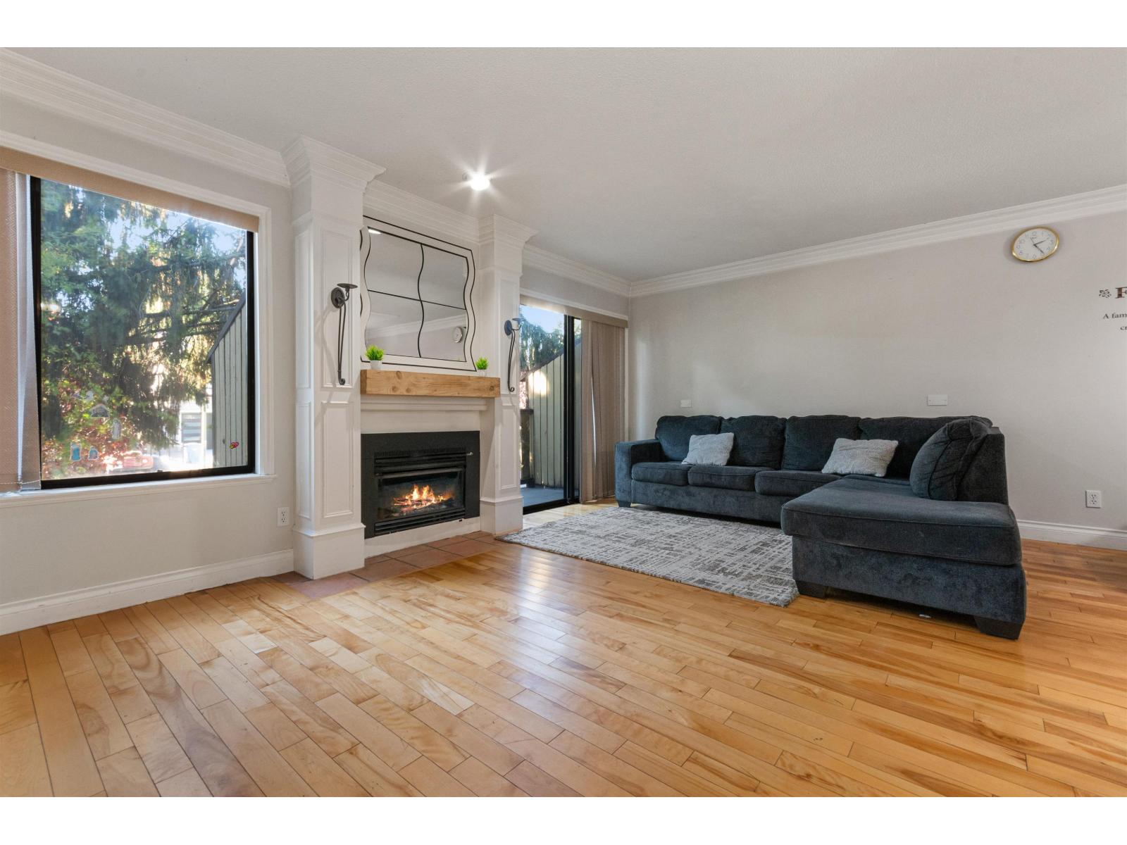2 2998 Mouat Drive, Abbotsford, British Columbia  V2T 4E6 - Photo 3 - R3057351