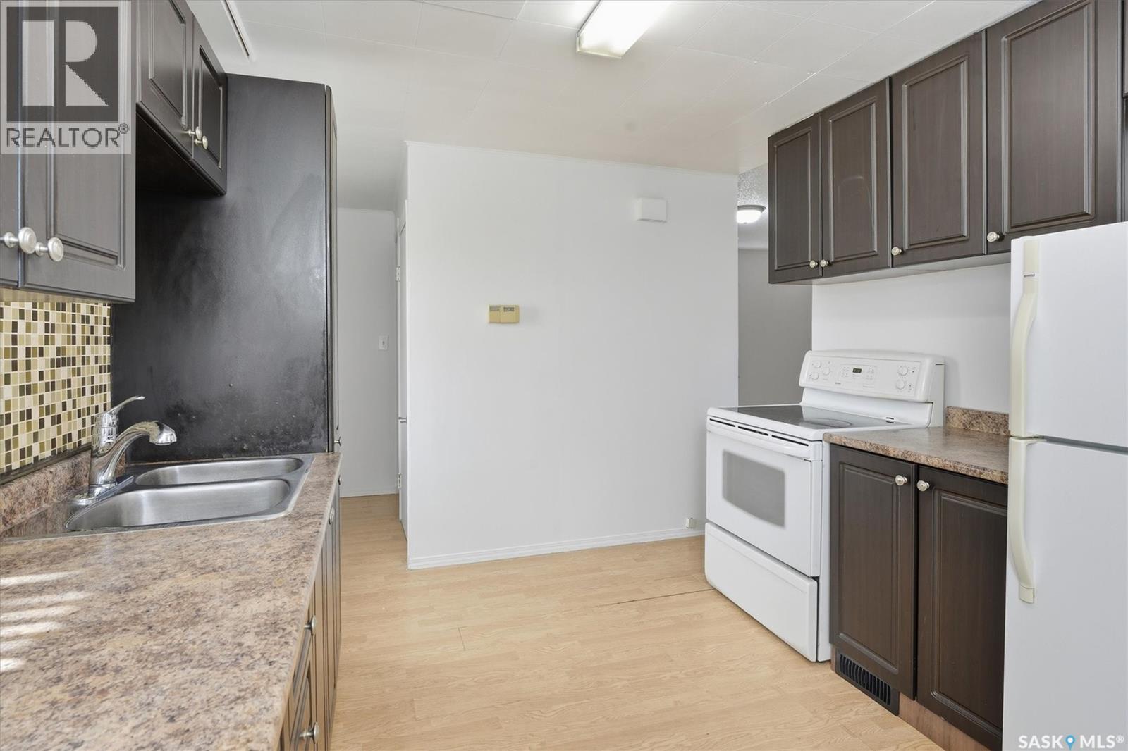 524 2nd Street E, Saskatoon, Saskatchewan  S7H 1T2 - Photo 10 - SK020846