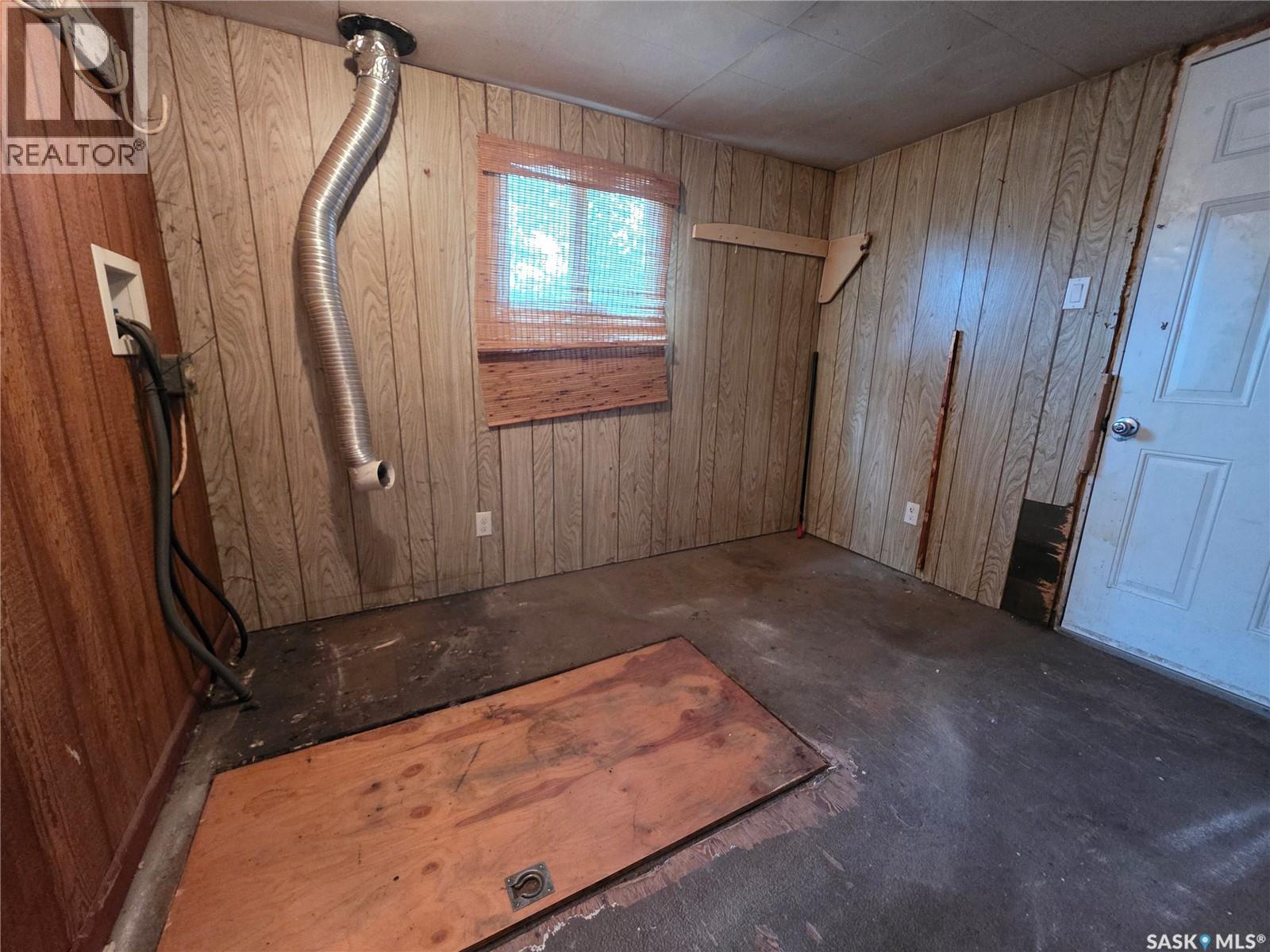 927 North Railway Street E, Swift Current, Saskatchewan  S9H 1E4 - Photo 13 - SK020804