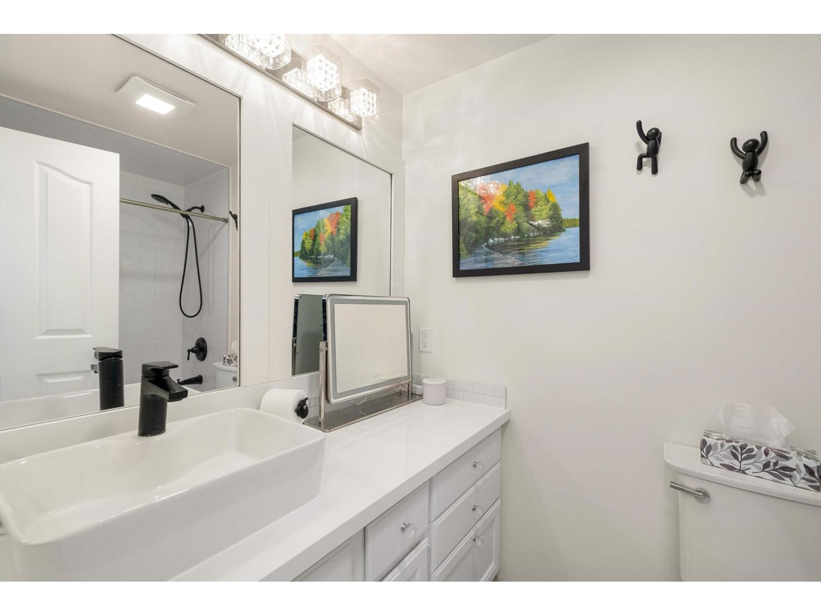 201 1255 Best Street, White Rock, British Columbia  V4B 4E1 - Photo 19 - R3058248