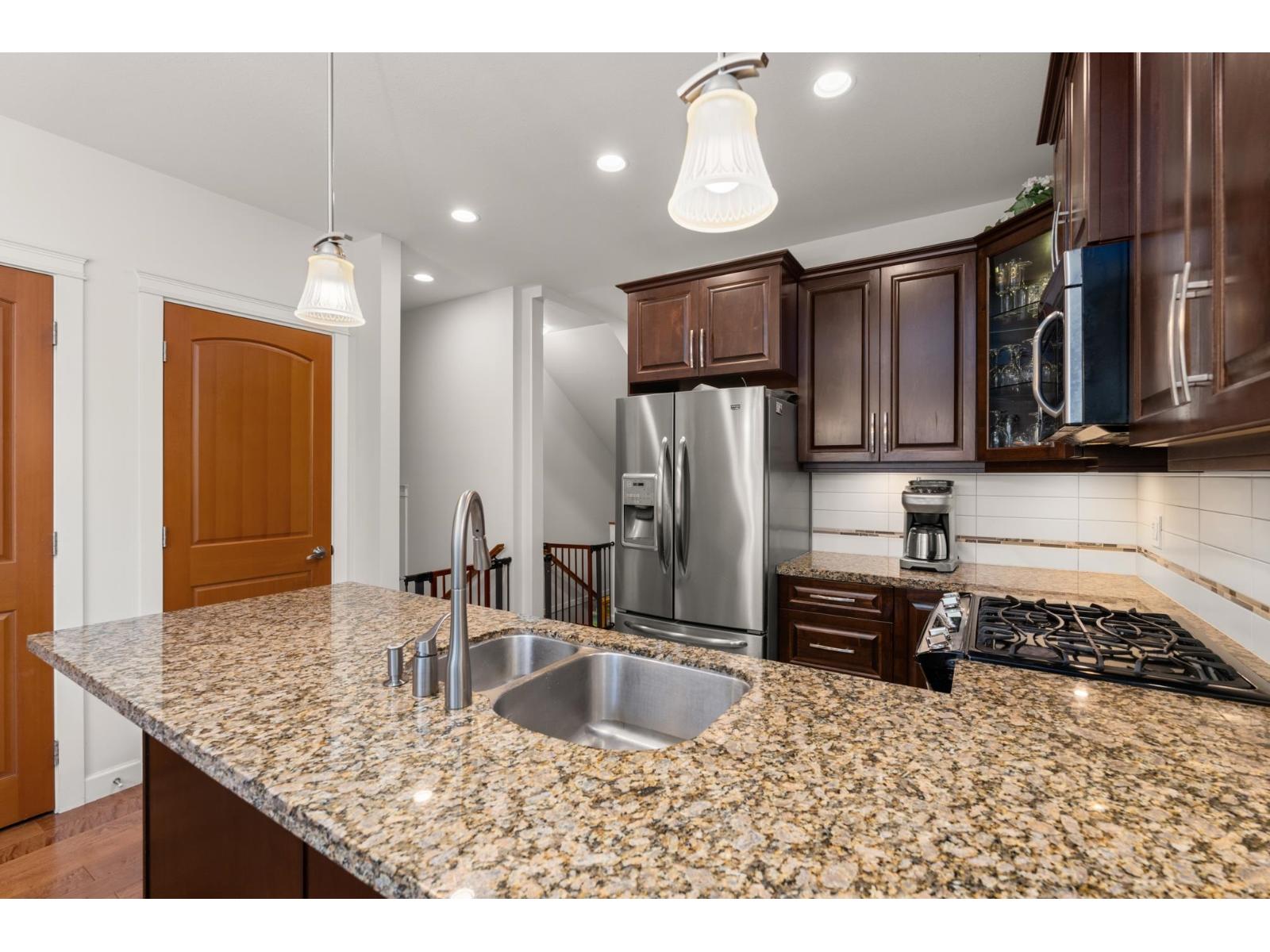 93 8068 207 Street, Langley, British Columbia  V2Y 0M9 - Photo 5 - R3058767