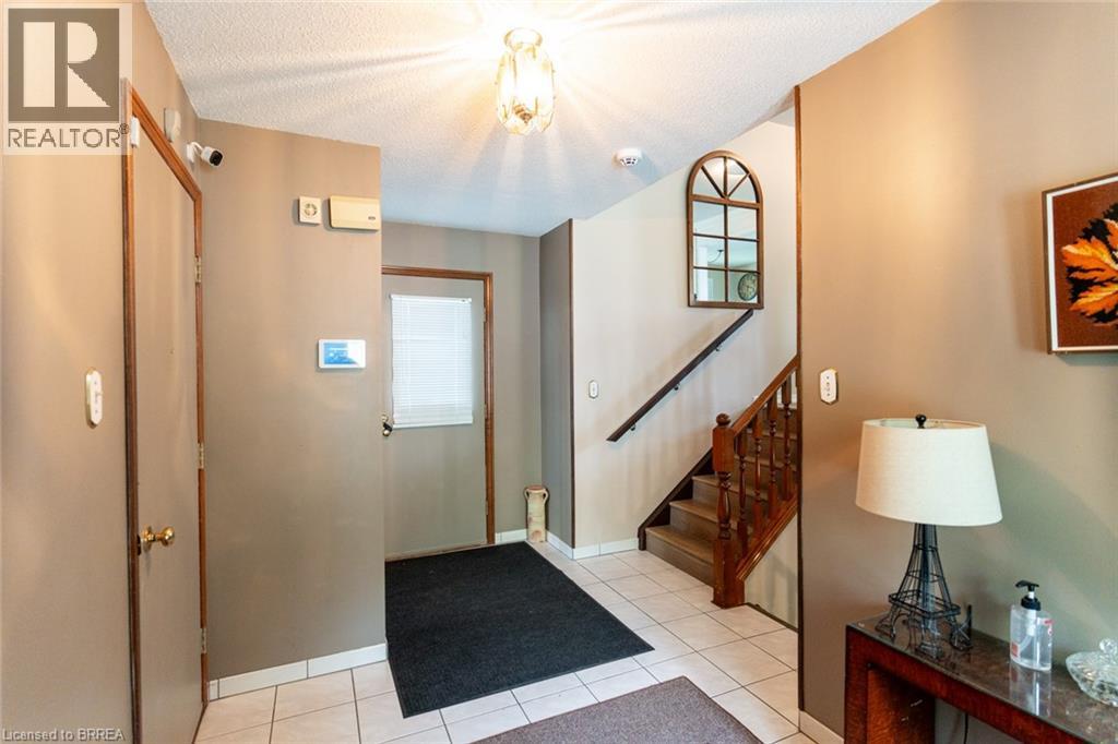 76 Enfield Crescent, Brantford, Ontario  N3P 1B2 - Photo 7 - 40779136