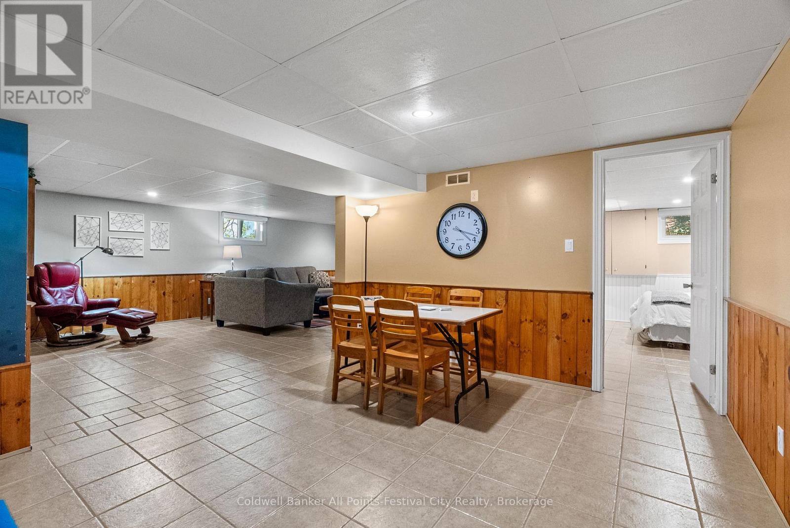 81993 Bluewater Highway, Ashfield-Colborne-Wawanosh, Ontario  N7A 3Y2 - Photo 22 - X12463718