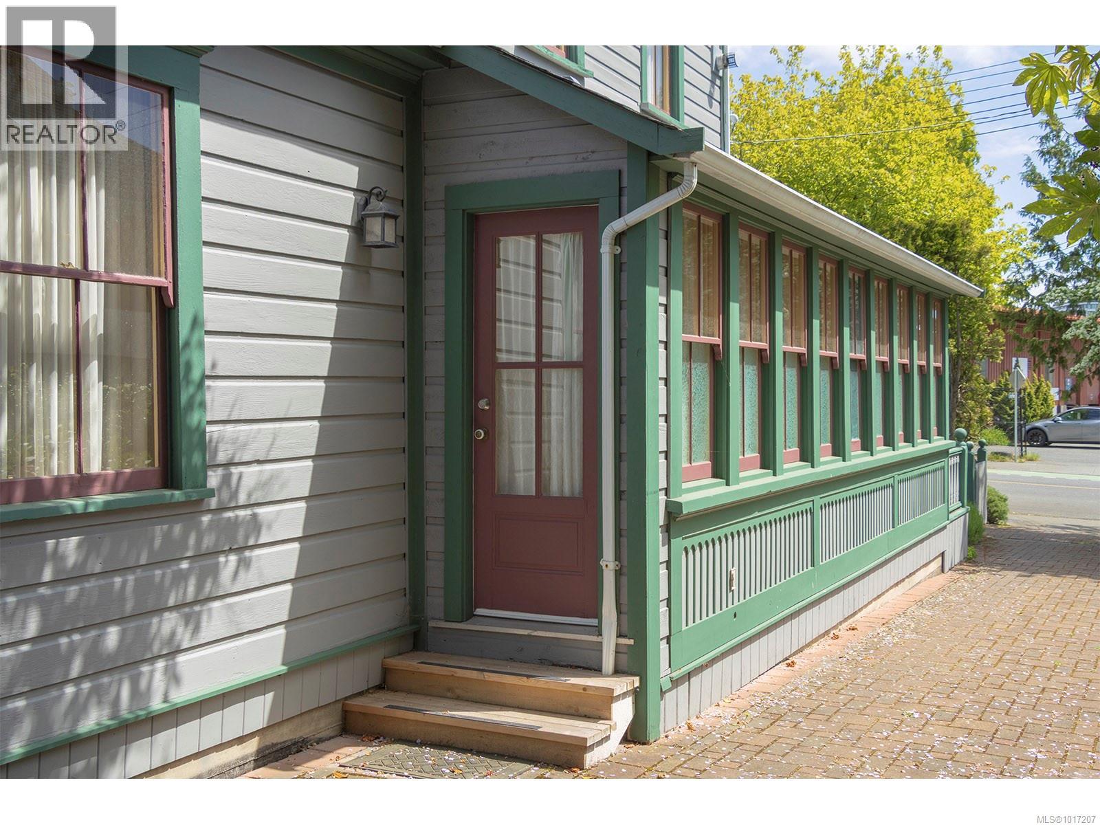 332 Catherine St, Victoria, British Columbia  V9A 3S8 - Photo 43 - 1017207