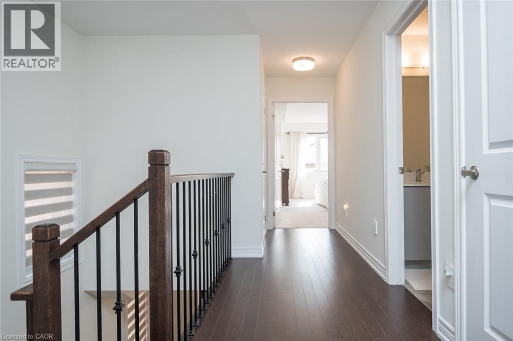 1354 Farmstead Drive, Milton, Ontario  L9E 1K9 - Photo 14 - 40779256